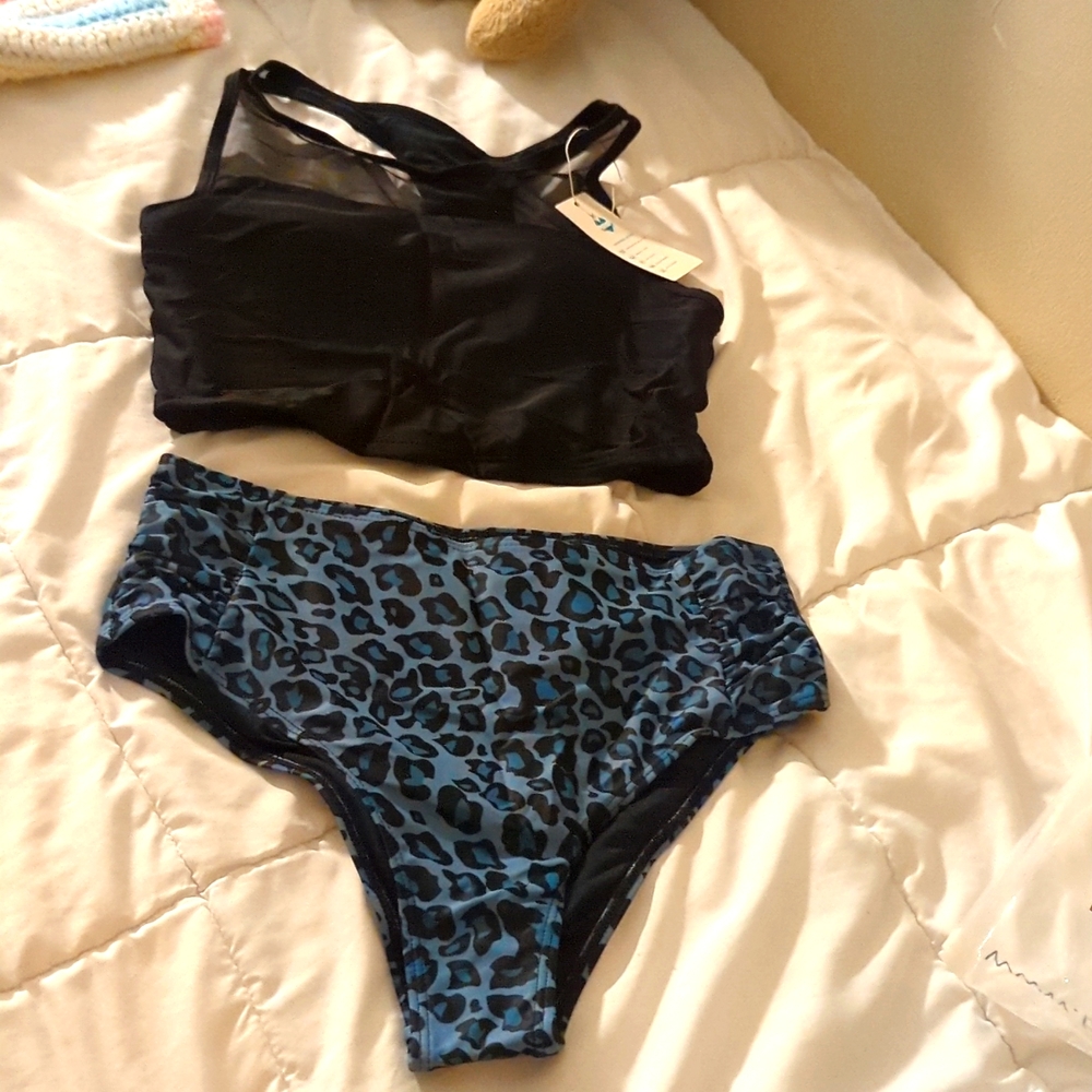 NWT blue and black cheetah print swimsuit